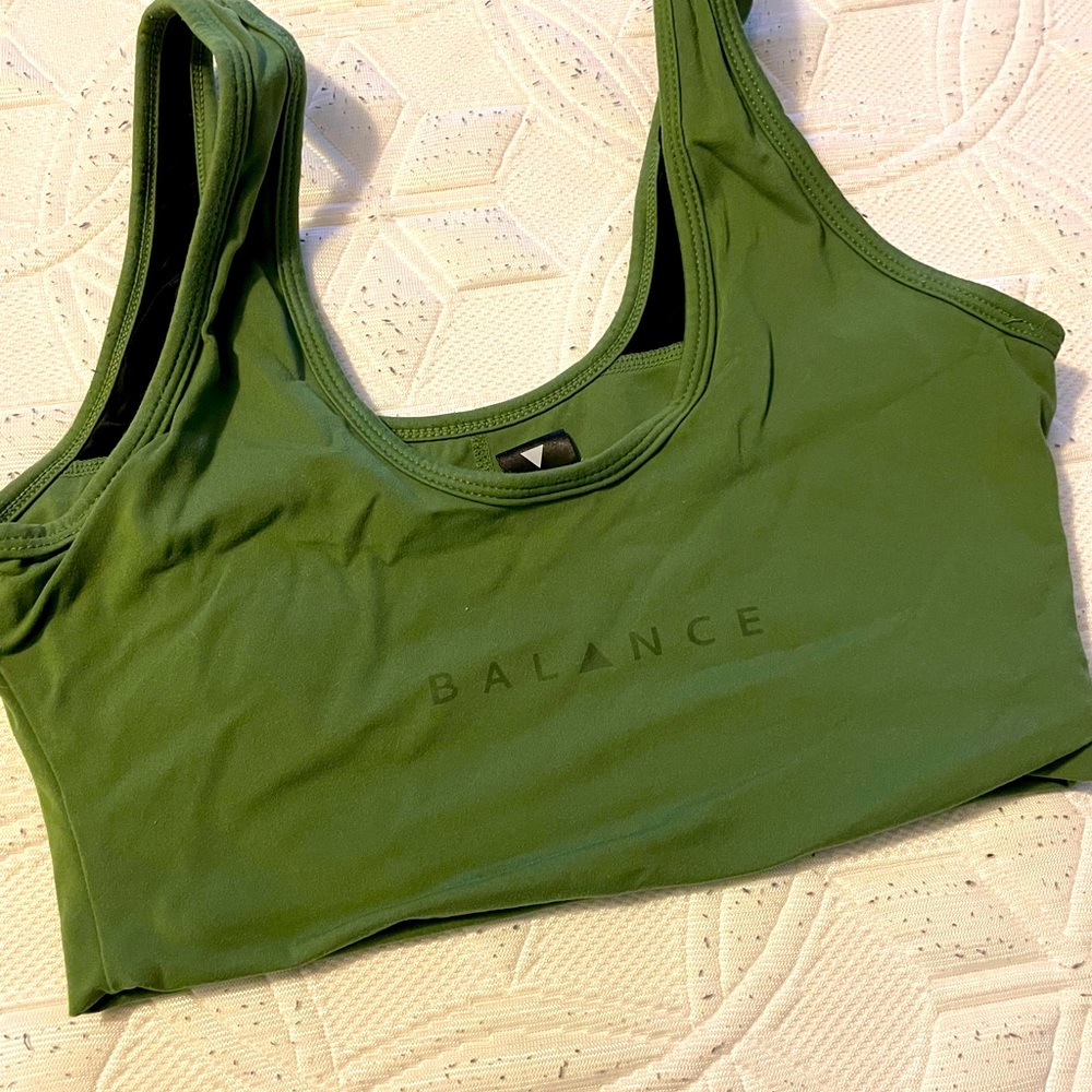 Balance athletica sports bra